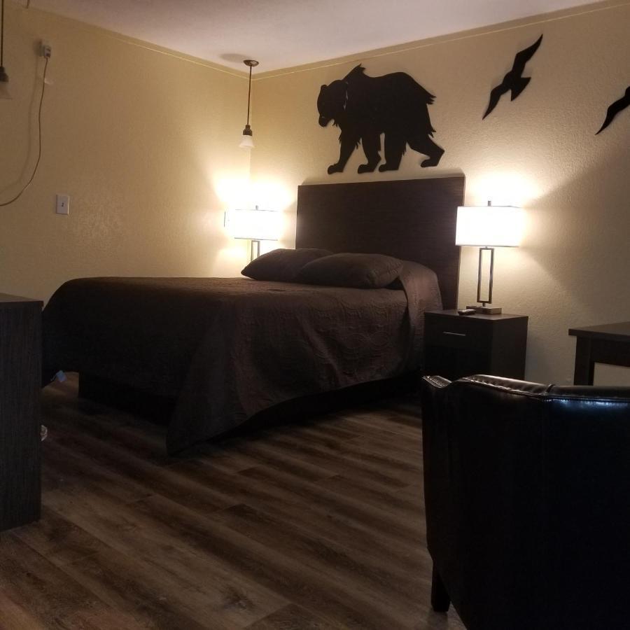 Frontier Hotel